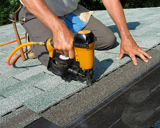 Best Storm Damage Roof Repair  in Harrisburg, IL